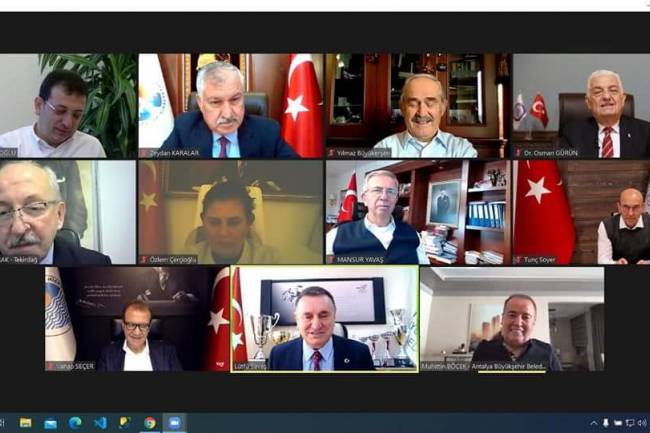 11 BÜYÜKŞEHİR BELEDİYE BAŞKANINDAN ORTAK AÇIKLAMA: “2020 DAYANIŞMA YILI OLDU; 2021 YARALARI SARMA VE ATILIM SENESİ OLACAK”