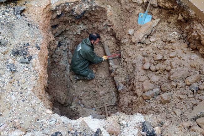 ACİL MÜDAHALE EDİLDİ VE SU KAYBI ÖNLENDİ