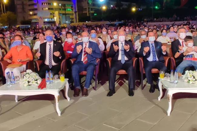 İSKENDERUN’DA 15 TEMMUZ DEMOKRASİ ZAFERİ VE ŞEHİTLERİ ANILDI