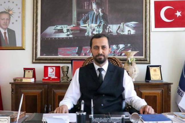 "YAYLADAĞI KÜLTÜR MERKEZİ VE KÜTÜPHANEYE KAVUŞUYOR"