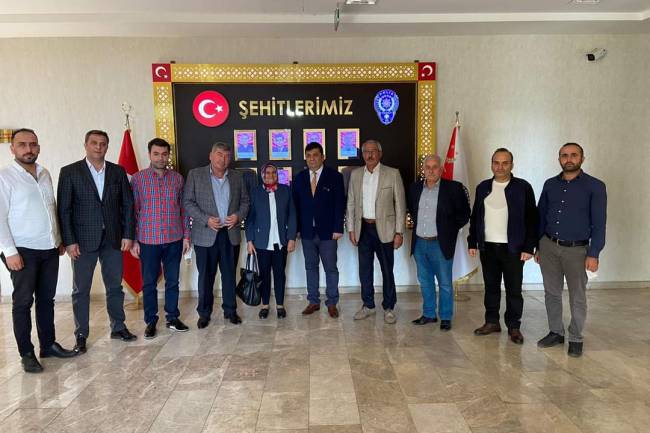 MHP DÖRTYOL İLÇE BAŞKAN VEKİLİ ÖMER OĞUZ UÇAR; “GENEL BAŞKANIMIZIN TALİMATINA UYARAK  ÇALMADIK KAPI, SIKMADIK EL BIRAKMAYACAĞIZ.”