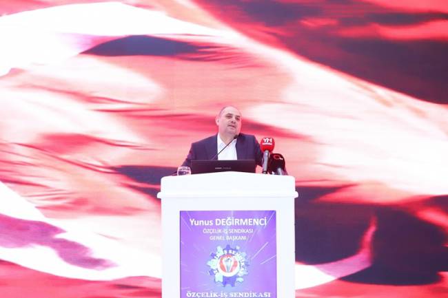 “EMEKÇİLER OLARAK SAVAŞIN VE SALGININ BEDELLERİNİ ÖDEMEK İSTEMİYORUZ”