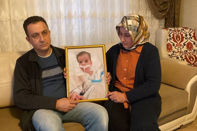 SMA HASTASI YUSUF MERT'İN AİLESİ DESTEK BEKLİYOR