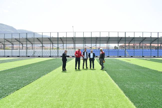 "BAŞKAN YILMAZ'DAN GENÇLERE YENİ SPOR TESİSİ" 