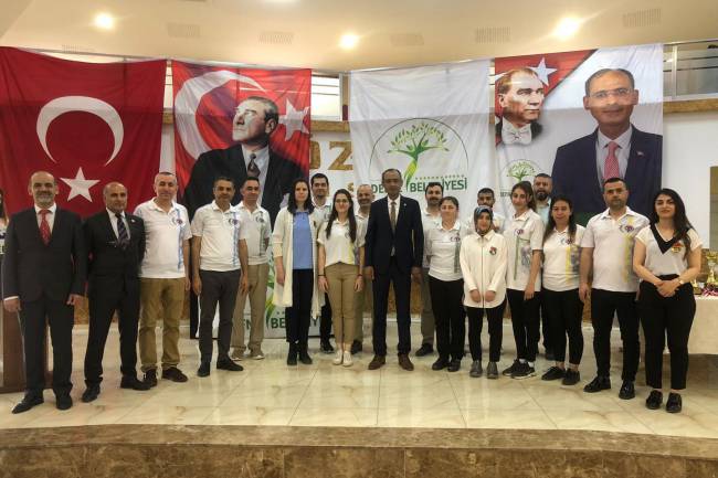 DEFNE BELEDİYESİNDEN ANLAMLI TURNUVA İBRAHİM GÜZEL: DARISI DAHA GÜZEL TURNUVALARA