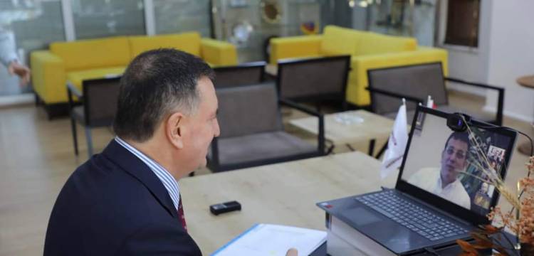 11 BÜYÜKŞEHİR BELEDİYE BAŞKANINDAN ORTAK AÇIKLAMA: “2020 DAYANIŞMA YILI OLDU; 2021 YARALARI SARMA VE ATILIM SENESİ OLACAK”