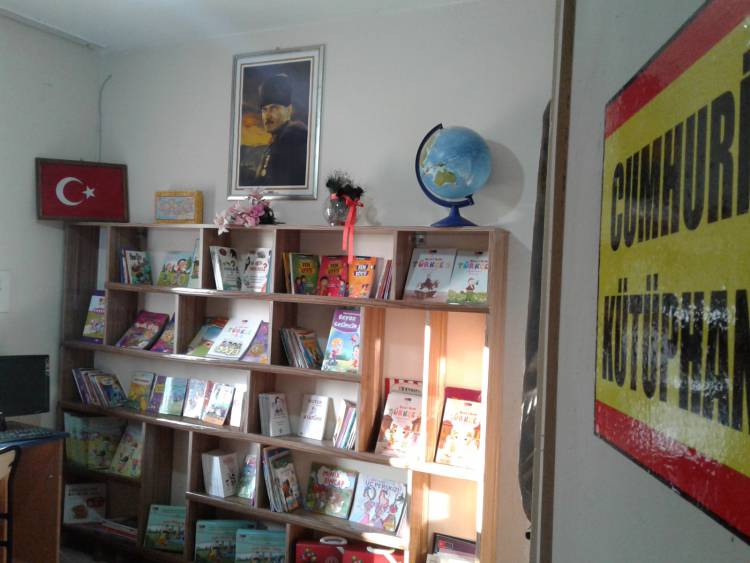  KÖY OKULLARINA “CUMHURİYET KÜTÜPHANESİ” SEFERBERLİĞİ