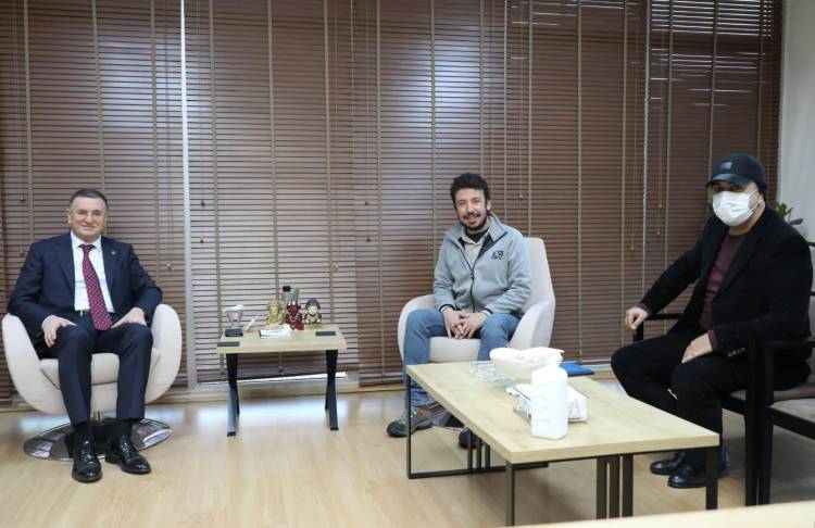 HBB BAŞKANI SAVAŞ TÜRKİYE’NİN KUŞ DEDEKTİFİ İLE BULUŞTU HATAY’DA 374 KUŞ TÜRÜ YAŞIYOR