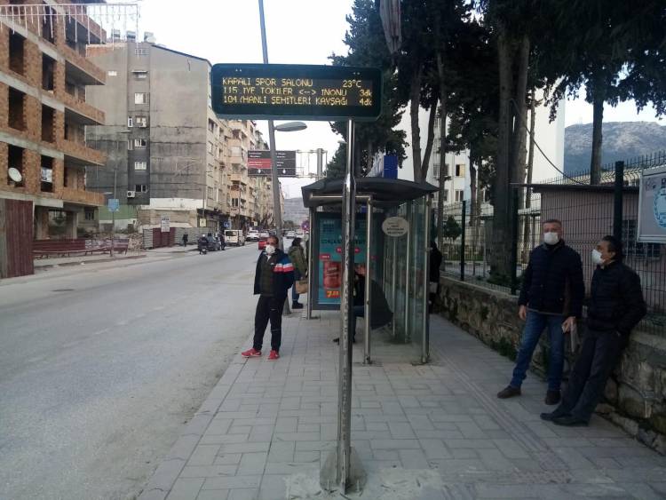 TOPLU ULAŞIM HBB İLE KOLAYLAŞIYOR AKILLI DURAK PANEL SAYISI ARTIYOR