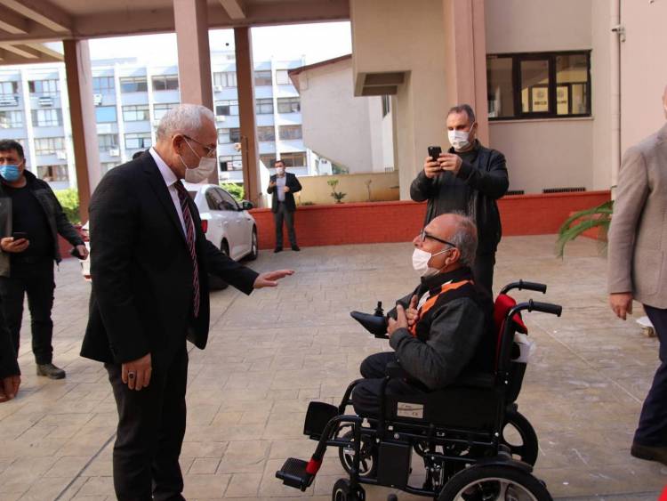 ENGELLER KALKIYOR ,İSKENDERUN BELEDİYESİ İLE YÜZLER GÜLÜYOR