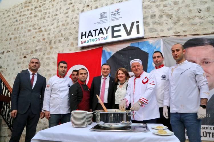 HATAY’A YILIN GASTRONOMİ ŞEHRİ ÖDÜLÜ HATAY GASTRONOMİSİ ÖDÜLE DOYMUYOR YILIN GASTRONOMİ ŞEHRİ ÖDÜLÜ HATAY’IN HATAY’IN MUTFAĞINA BİR ÖDÜL DAHA