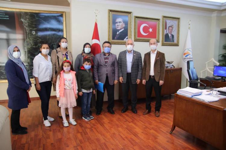 BAŞKAN FATİH TOSYALI, KONUKLARINI MAKAMINDA AĞIRLADI