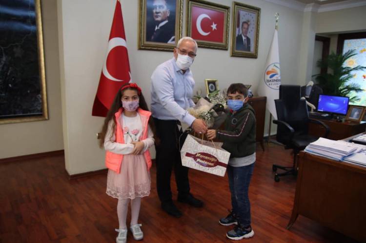 BAŞKAN FATİH TOSYALI, KONUKLARINI MAKAMINDA AĞIRLADI