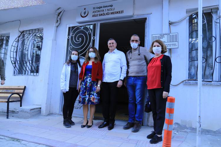 BAŞKAN SAVAŞ İKİNCİ DOZ KORONAVİRÜS AŞISI YAPTIRDI SAVAŞ: “BİR AŞI BİR HAYAT KURTARIR”