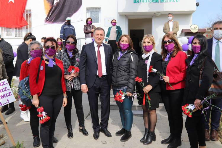DÜNYA KADINLAR GÜNÜ’NDE ANLAMLI AÇILIŞ KADIN DAYANIŞMA MERKEZİNİN AÇILIŞI GERÇEKLEŞTİ