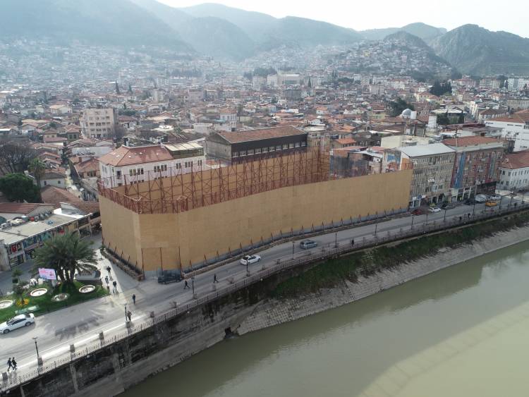 SAVAŞ: ŞEHRİMİZİN TARİHİ VE KÜLTÜREL YAPISINA UYGUN KENT MEYDANI  YAPACAĞIZ KENT MEYDANI ANTAKYA’YA ÇOK YAKIŞACAK