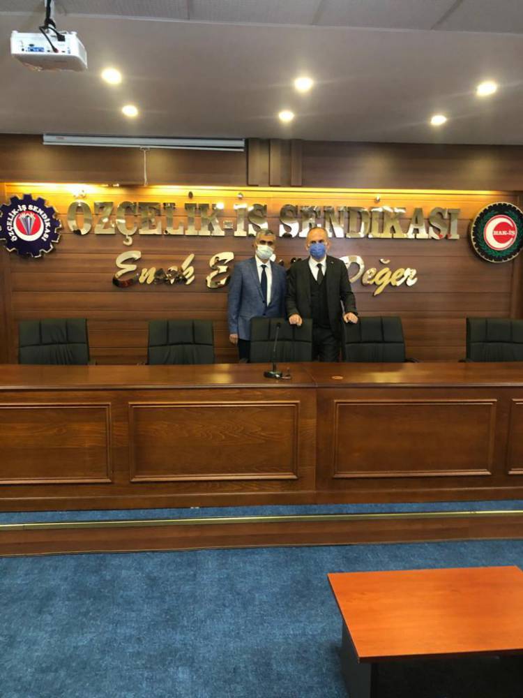 Kaymakam YÖNDEN den Özçelik-iş sendikasına hayırlı olsun ziyareti 