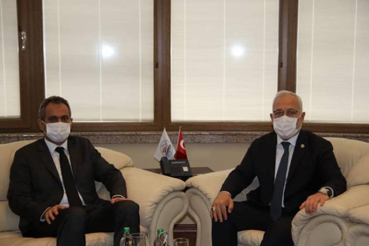 -MEB BAKAN YARDIMCISI ÖZER’DEN BAŞKAN FATİH TOSYALI’YA ZİYARET