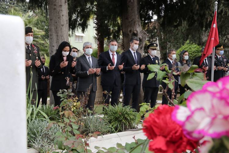 HATAY’DA ŞEHİTLER RAHMET VE MİNNETLE ANILDI  BAŞKAN SAVAŞ KAHRAMAN ŞEHİTLERİ ANTAKYA ŞEHİTLİĞİ’NDE ANDI