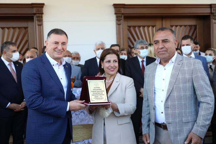 HBB BAŞKANI SAVAŞ: HATAY’IN HER NOKTASI İÇİN EN İYİSİNİ HEDEFLİYORUZ