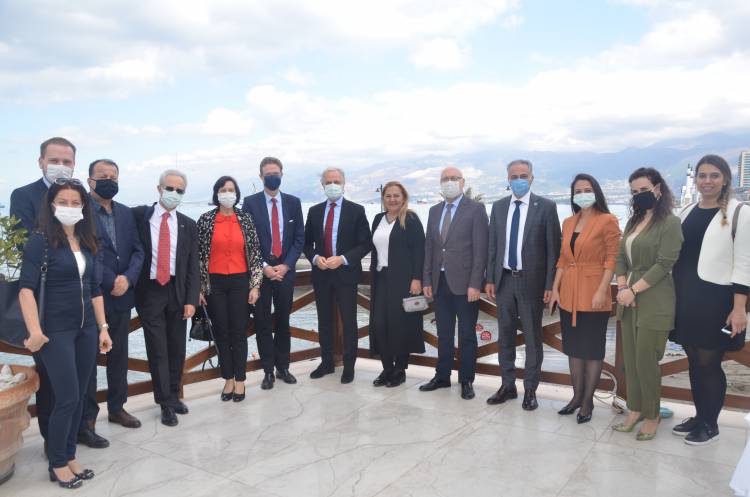 AB Türkiye Delegasyonu Başkanı Büyükelçi Nikolaus Meyer-Landrut ve  Beraberindeki Heyet İTSO’yu Ziyaret Etti.