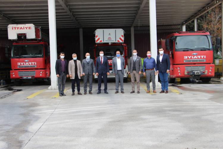 ATSO’DAN HBB İTFAİYESİNE ZİYARET ÇİÇEK: TEKNOLOJİ VE BİLİMİN İMKANLARINDAN FAYDALANIYORUZ HBB İTFAİYESİNDEN SANAYİ YANGINLARI İÇİN ERKEN ÖNLEM
