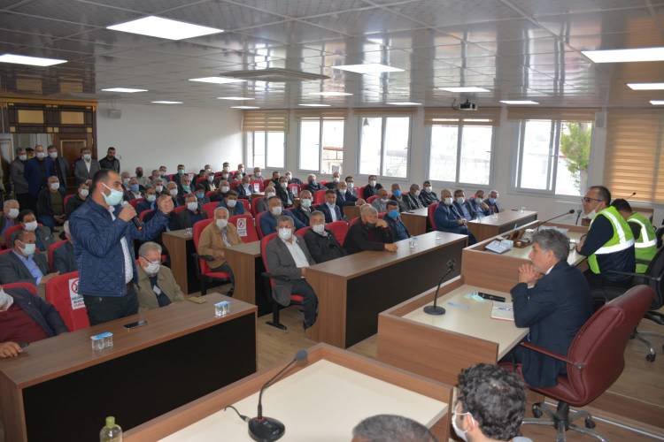 KIRIKHAN’DA ARAZİ TOPLULAŞTIRMA TOPLANTISI YAPILDI