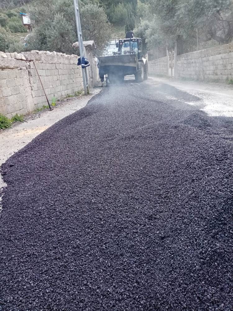 ANTAKYA BELEDİYESİ ALTYAPI ÇALIŞMALARI TAMAMLANAN YOLLARDA   ASFALTLAMA DEVAM EDİYOR