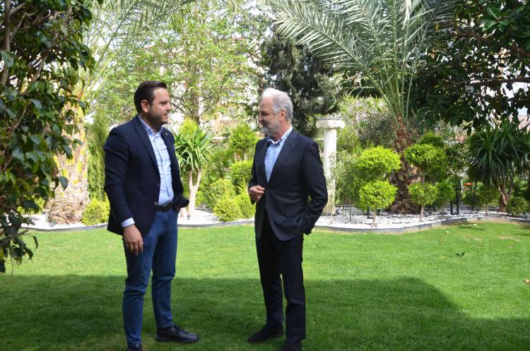 İTSO Başkanı Yılmaz, İç Mimar Çağrı Aytaş’ı Ziyaret Etti