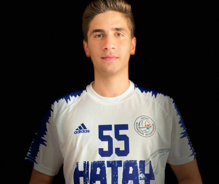 HATAYLI HENTBOLCULARA MİLLİ DAVET HATAY BÜYÜKŞEHİR BELEDİYESPORLU 4 HENTBOLCU MİLLİ TAKIM ADAY  KADROSUNA SEÇİLDİ