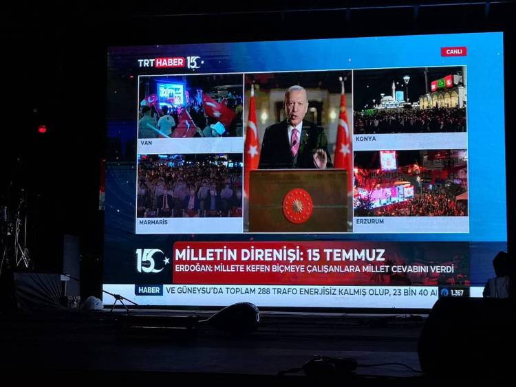 İSKENDERUN’DA 15 TEMMUZ DEMOKRASİ ZAFERİ VE ŞEHİTLERİ ANILDI