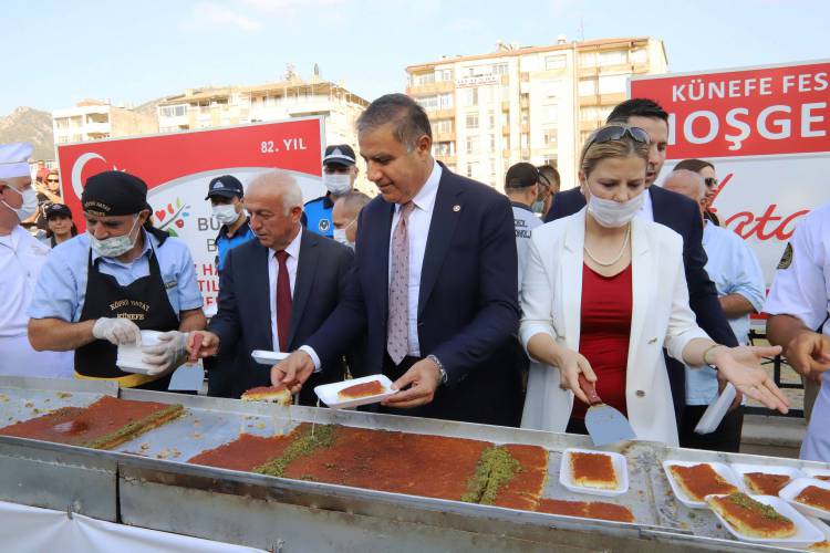 HBB’DEN 82. YILA ÖZEL 82 METRELİK KÜNEFE