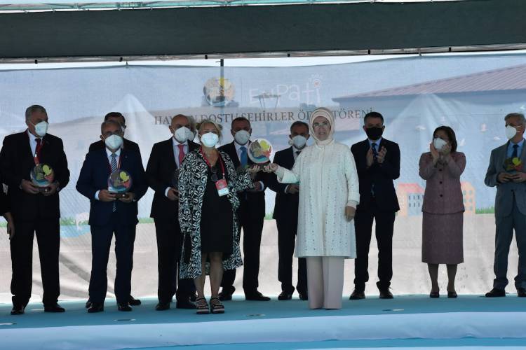 HAYVAN DOSTU ANTAKYA BELEDİYESİ’NE    TÜRKİYE BELEDİYELER BİRLİĞİ’NDEN ÖDÜL 