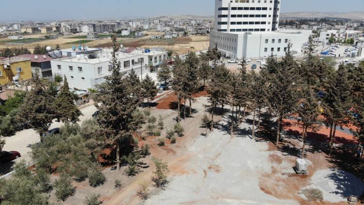 HBB REYHANLI’YA YEPYENİ BİR PARK KAZANDIRIYOR  HBB’NİN YAPACAĞI PARKTA CEMİL MERİÇ’İN ADI YAŞAYACAK