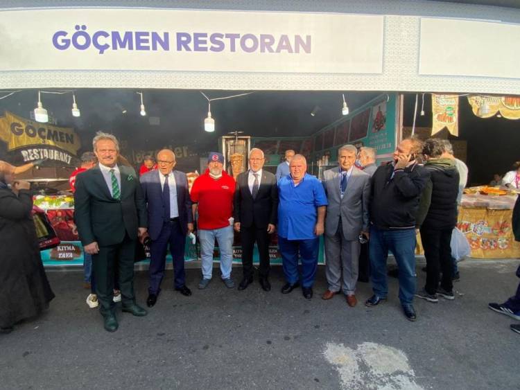 BAŞKAN TOSYALI HATAY GÜNLERİNDE STANTLARI GEZDİ