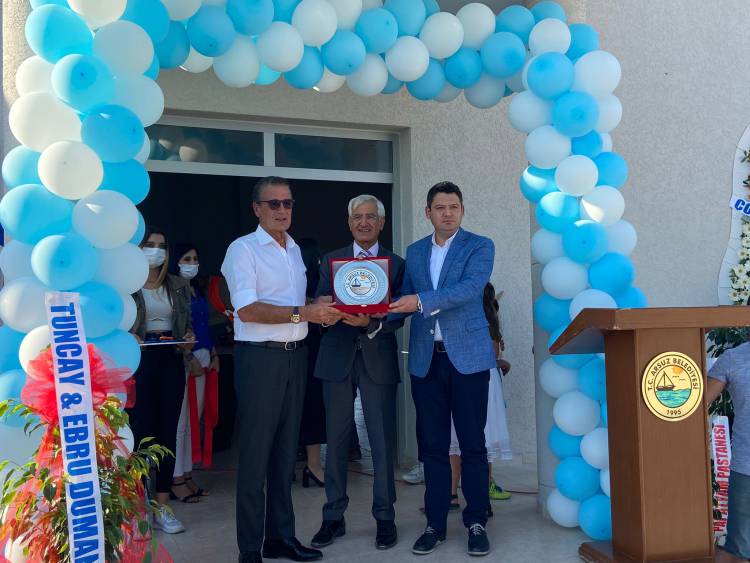 Arsuz’da Taziye ve Kültür Evi Törenle Açıldı Arsuz Gökmeydan Meryem Ferhat Taziye ve Kültür evi yoğun katılımla  açıldı.