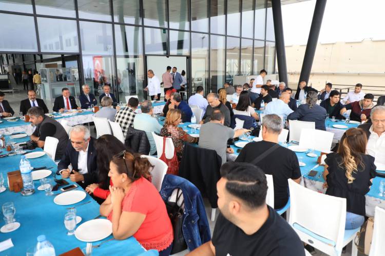 HBB BAŞKANI SAVAŞ: BAHARIN GELİŞİNİ EXPO İLE KARŞILAYACAĞIZ COVID-19 YENİ DALGALARI YAŞANIYOR. EXPO'YU 1 NİSAN'DA  BAŞLATIYORUZ 1 NIİSAN TARİHİNİ EXPO YÖNETİMİ İLE BİRLİKTE ALDIK. KARAR HATAY'IN  LEHİNE   EXPO İÇİN BAHAR MÜJDESİ