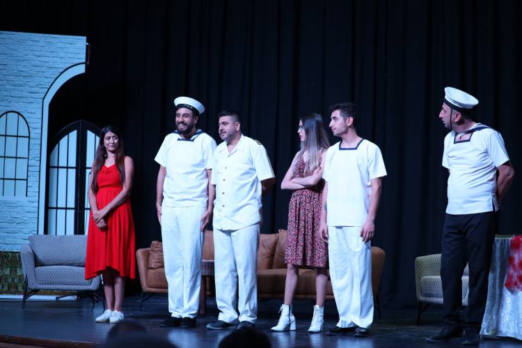 SÜT KARDEŞLER BÜYÜK ALKIŞ ALDI