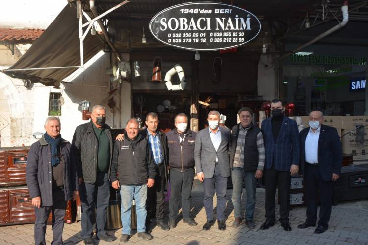 BAŞKAN YILMAZ: “ESNAFIMIZ BAŞIMIZIN TACIDIR.” 