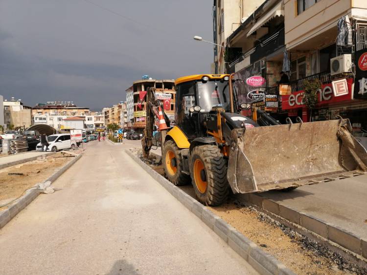 SAMANDAĞ BELEDİYESİ İLÇE MERKEZİNDEKİ TRAFİĞİ RAHATLATIYOR