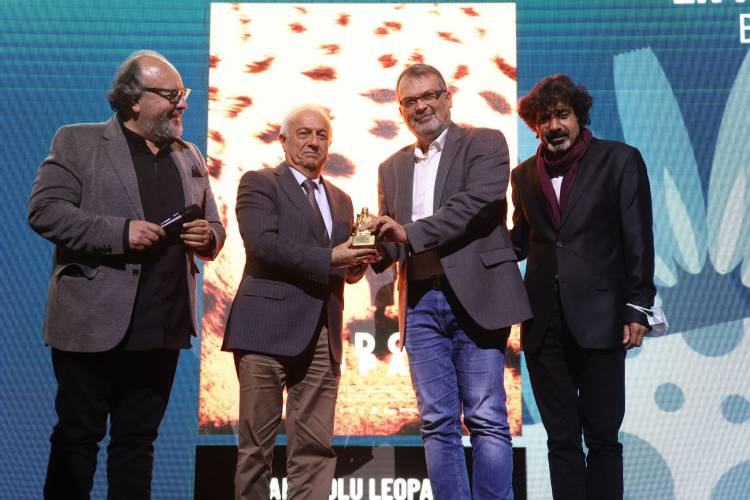 ULUSLARARASI FESTİVALDE GALA ZAMANI ALTINDEFNE ÖDÜLLERİ SAHİPLERİNİ BULDU ANTAKYA’DA SANAT RÜZGÂRI