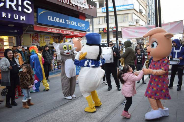 İSKENDERUN VE ARSUZ’DA EXPO’21 HATAY KORTEJİ EXPO’21 HATAY TANITIM KORTEJİ SOKAKLARA RENK KATTI