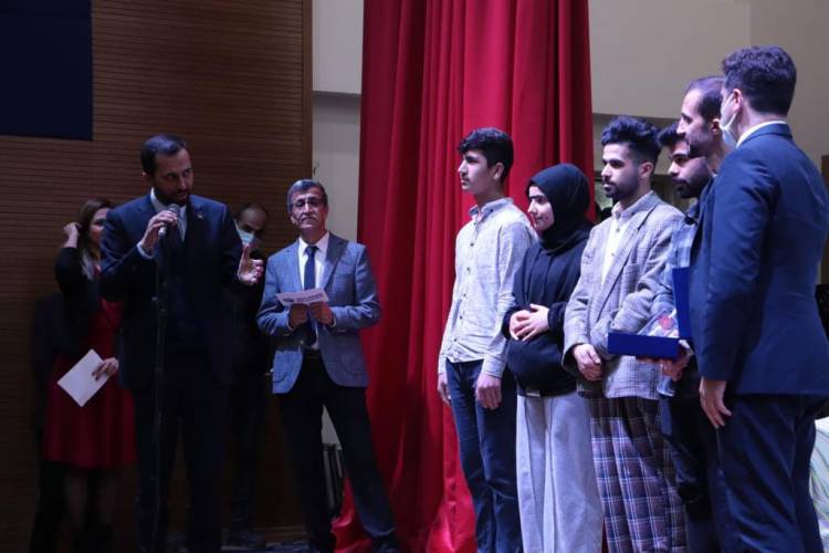 YAYLADAĞI KÜLTÜR MERKEZİ VE MİLLET KÜTÜPHANESİ HİZMETE AÇILDI