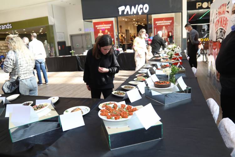 GASTRONOMİ EVİ ŞEFLERİ HÜNERLERİNİ SERGİLEDİ HATAY’IN MUTFAĞINDA LEZZET VAR  KÜLTÜR, LEZZET VE SAĞLIK DOLU SERGİ