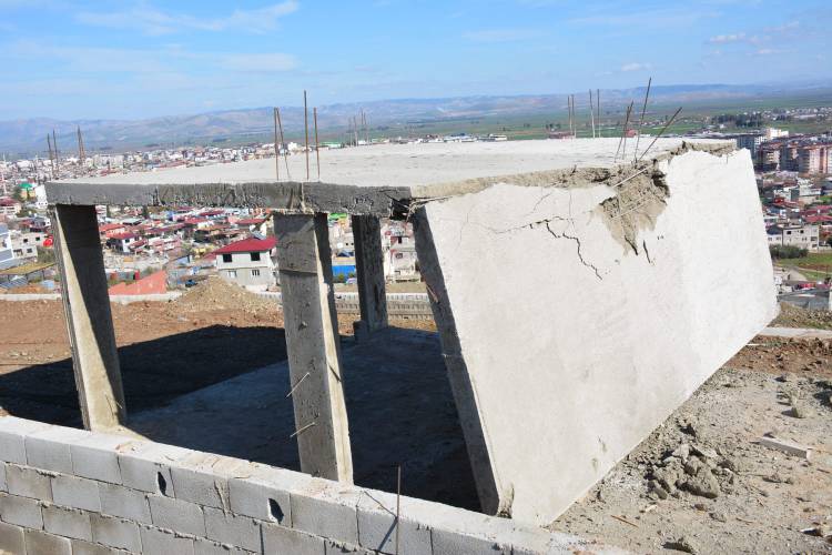 BAŞKAN YAVUZ; “KAÇAK YAPILARA ASLA MÜSADE ETMEDİK, ETMEYECEĞİZ.!”