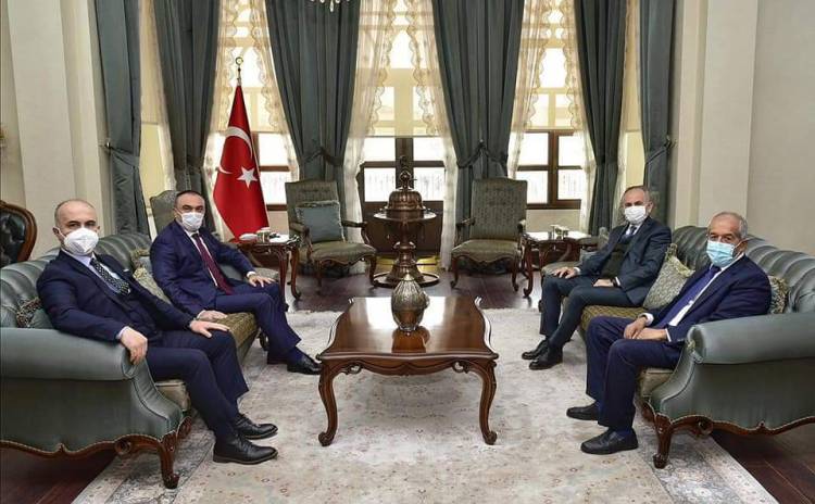 VALİ SOYTÜRK'E İADE-İ ZİYARET