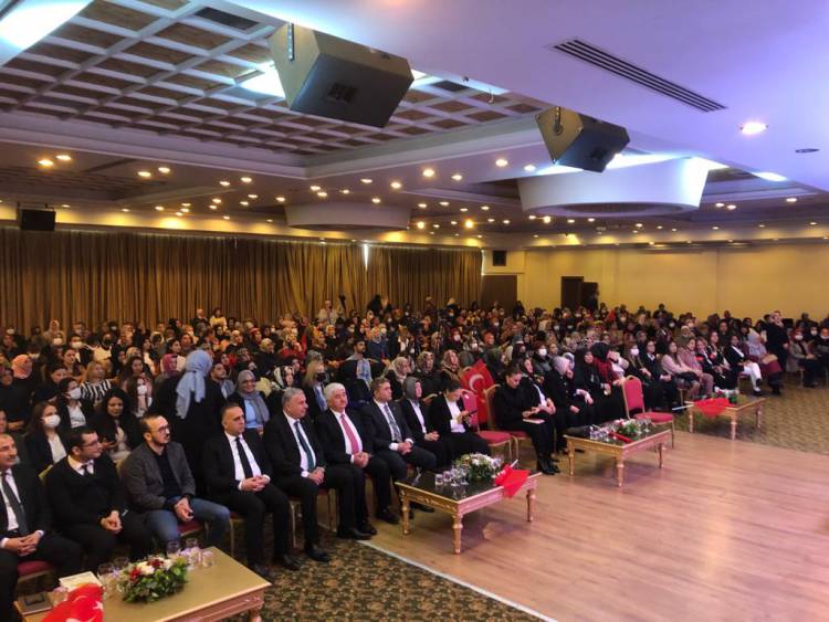  ‘Kadın Emeği Türkiye’nin İstikbali" toplantısı Hatay’da yapıldı ERONAT: BÜYÜK TÜRKİYE HAMLESİ KADIN OLMADAN OLMUYOR