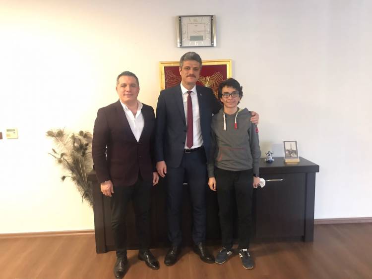 BAHÇEŞEHİR ÖĞRENCİSİ OLİMPİYAT MİLLİ TAKIMINDA