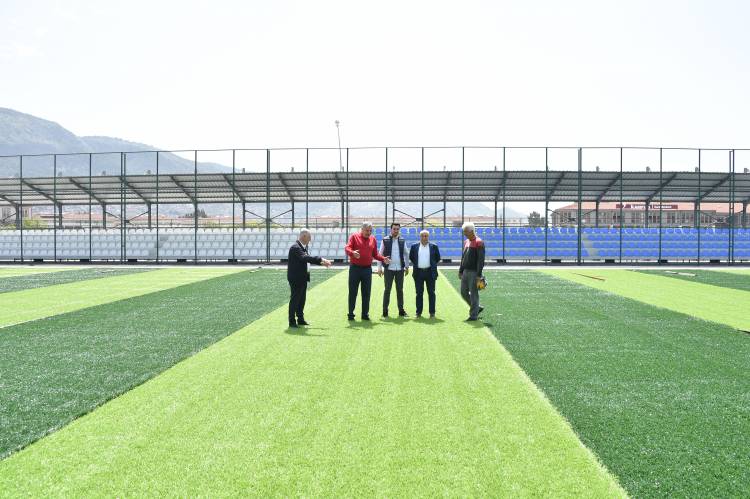 "BAŞKAN YILMAZ'DAN GENÇLERE YENİ SPOR TESİSİ" 