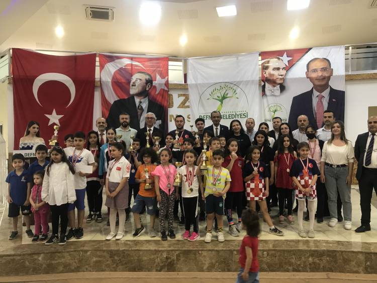 DEFNE BELEDİYESİNDEN ANLAMLI TURNUVA İBRAHİM GÜZEL: DARISI DAHA GÜZEL TURNUVALARA